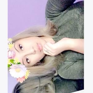 Meet your Posher, Leticia